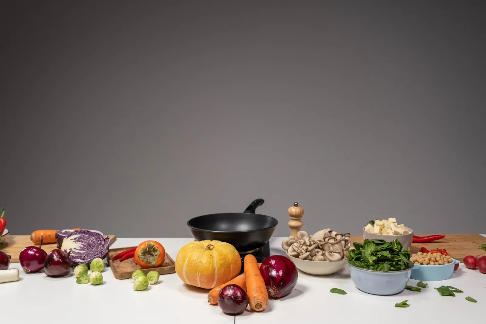 Balanced meal with varied everyday foods